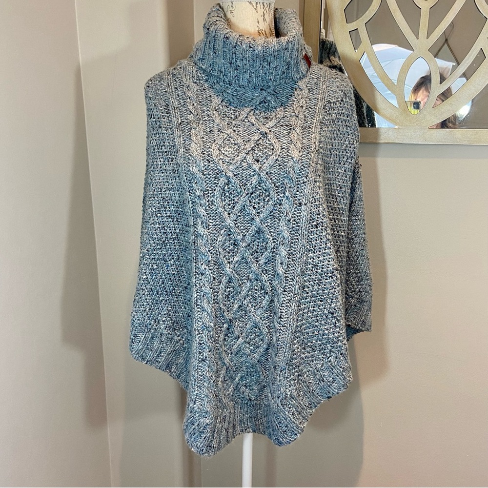 Roots Wool, Alpaca, Silk Blend Knit Poncho NWOT O/S fits most